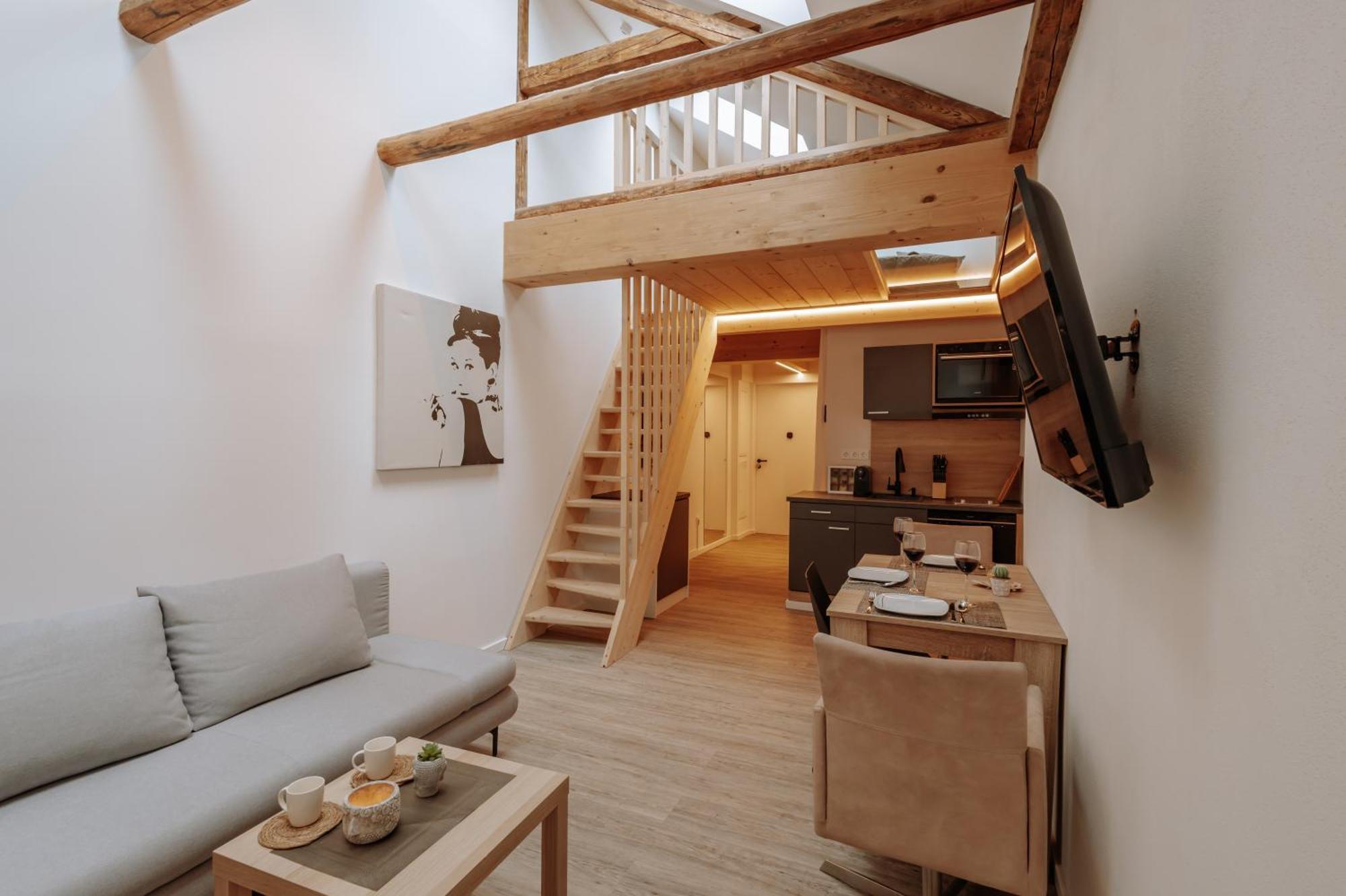 Apartment Modern Elegance Lofts - Wohnen Auf Zwei Ebenen *