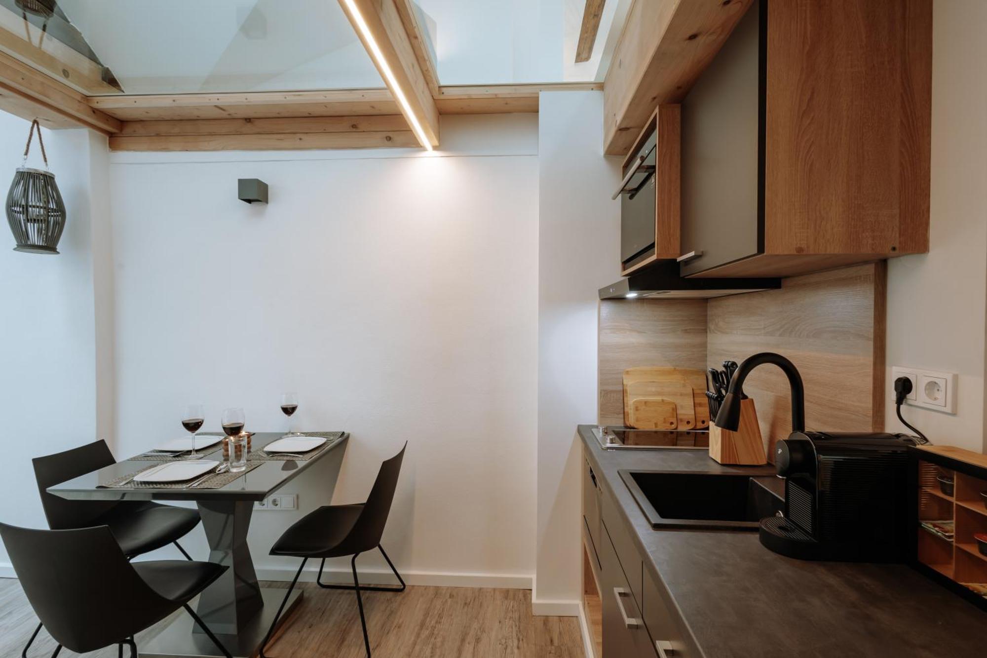 Modern Elegance Lofts - Wohnen Auf Zwei Ebenen Apartment